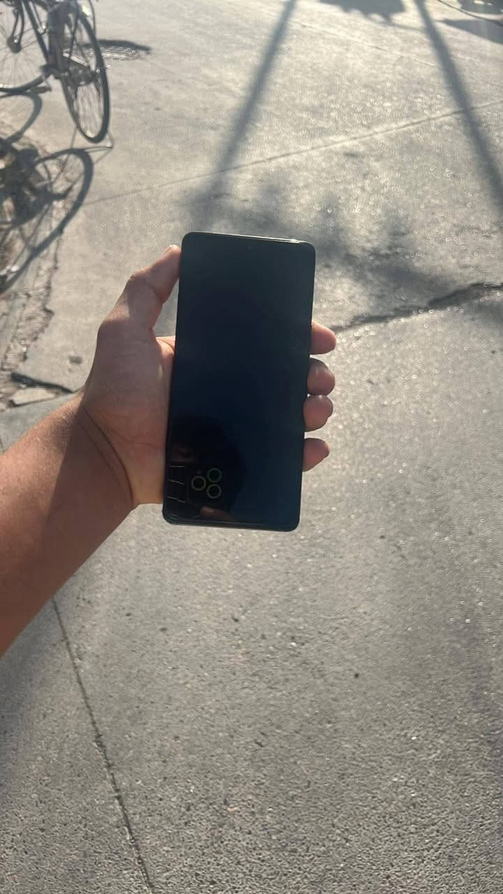 للبيع TECNO CAMON 20 Premier 5Gانتصال ***********
