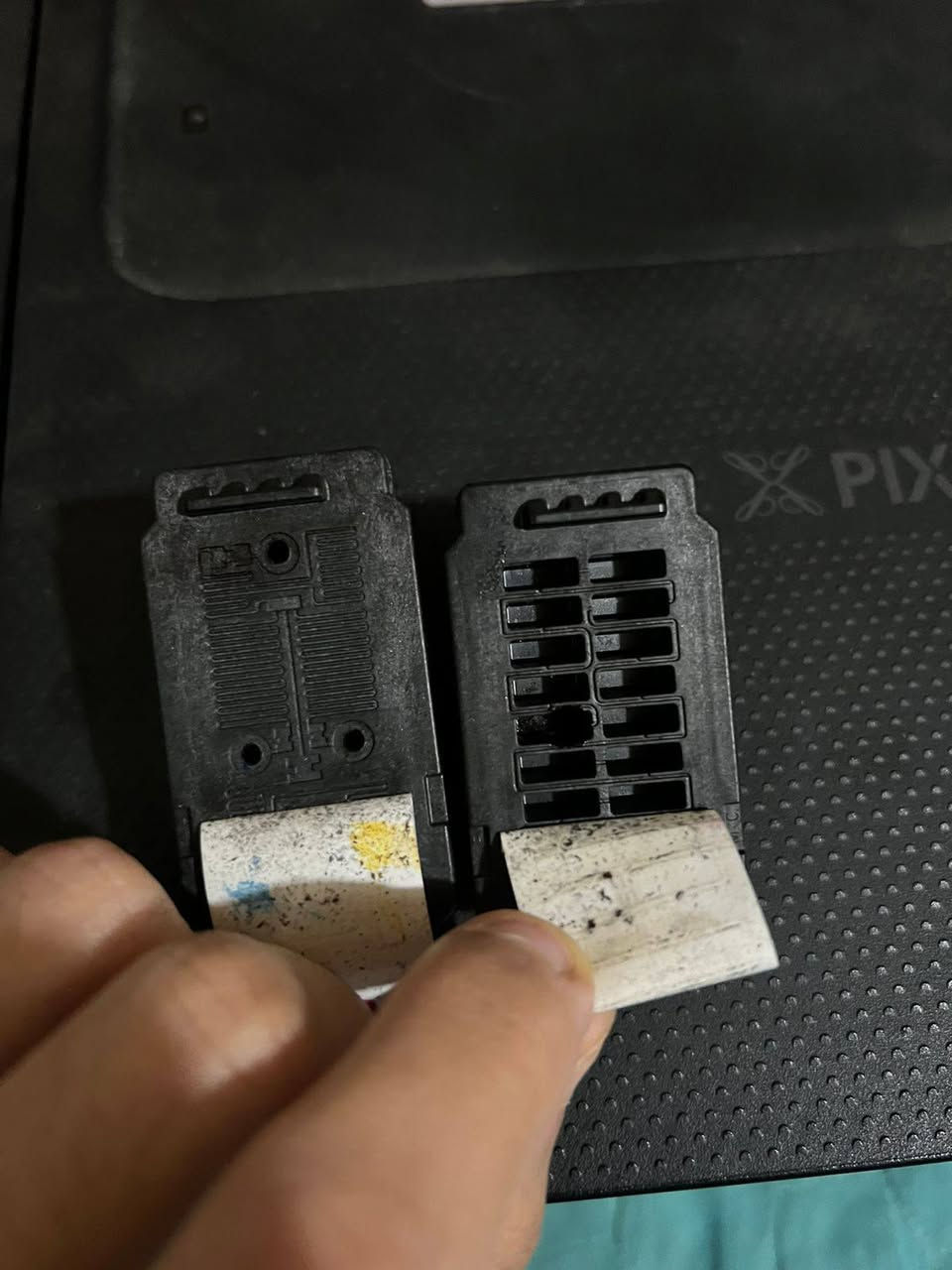 عندي 2 كاترجات يشتغلن (اسود والوان) مكاني كربلاء
و 5 كاترجات نص ونص وبيهن ميشتغلن (4 الوان و 1 اسود ) 

PG-445 للأسود و CL-446 للملون

ملاحظة : كل الكاترجات محقونة يعني مثقوبات مو جدد يعني جاهزات للحقن


**إذا كنت صاحب هذا الإعلان وتريد حذفه لأي سبب، رجاءا أرسل رسالة إلى الدعم الفني**