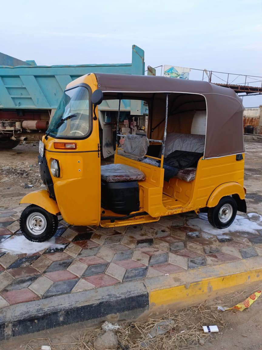 السلام عليكم تكتك مديل20    بيه خياس. بل صفاح  وبيه زلوغ قليله.   ميسان ناحيت السلام  سعر6250 وبيه مجال  شراي  تصل. خاص ما جاوب ***********
