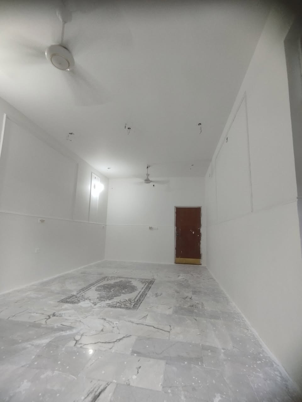 كما عودناكم انجبلكم شغل درجه واله ميحتاج تشلع سيراميك احنه نجيك اخيره لونه  نشتغل الوجهات الفوم صبغ الستفسار ***********وتساب
