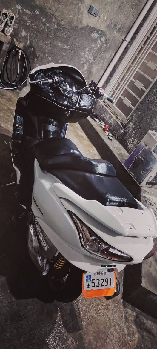 السلام عليكم من رخصة الادمن
للبيع فورزه 08 مابيها اي نقص مكفوله مكينه خرسه
بيها ريمونتات ثنين سويج طوارئ ام بي ثري وسماعاته شغال
تراي وين متريد دراجه جاهزه السعر 850 وبيها مجال
مكان كربلاء طويريج للاستفسار ***********
