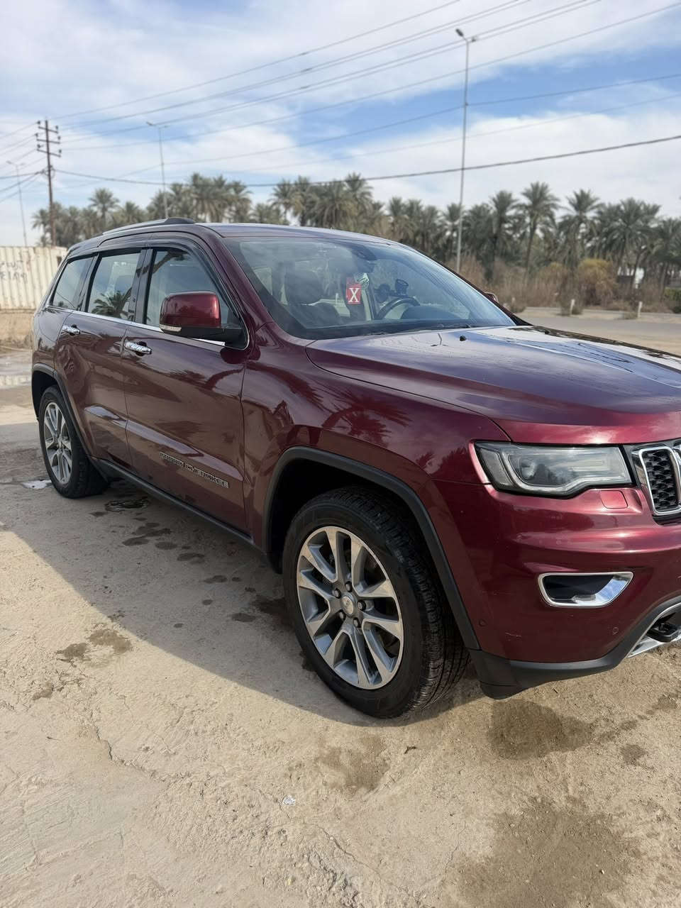 السلام عليكم جيب موديل 2017 خليجي وكالت هارلم السياره فول 1/1. اعله مواصفات  جكات رادار امامي رادار خلفي قياده ذاتيه السياره بيها مواصفات بيها فقط جاملاغً امامي وباقي كفاله السياره حيل حلوه السعر 240 وبيها مجال شي قليل رقم أربيل بسمي رقم الهاتف *********** مكان السياره بغداد المحمودية
