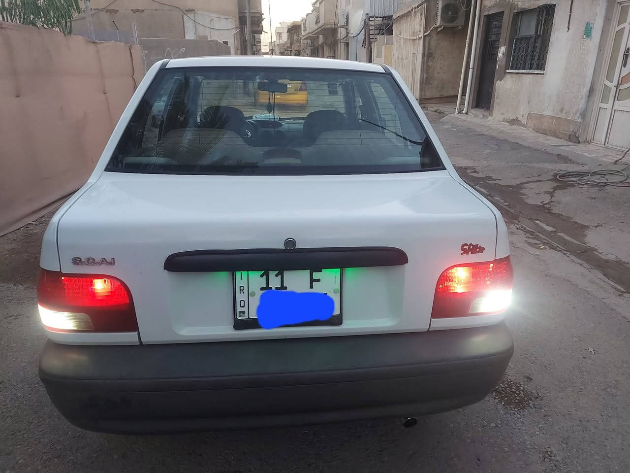 سايبا موديل 2020 
السنويه باسمي رقم بغداد والتحويل مباشر
كير مكينه كفاله شواصي بلاديه صدر بحاله ممتازه
دوشمه كامله كشنات ارظيه 
بيها رش فقط بدون دواخل موظح بالسونر
سياره جاهزه من كلشي
ماشيه : 115 الف 
 العنوان بغداد / كم ساره 
السعر : 55 $
الاتصال : ***********
