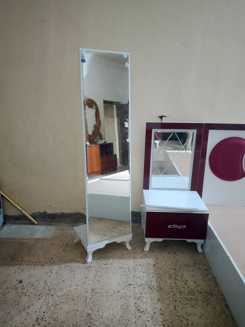 سلام عليكم غرفة تتكون من 7قطع السعر 300بي مجال بيسط لشراي


**إذا كنت صاحب هذا الإعلان وتريد حذفه لأي سبب، رجاءا أرسل رسالة إلى الدعم الفني**