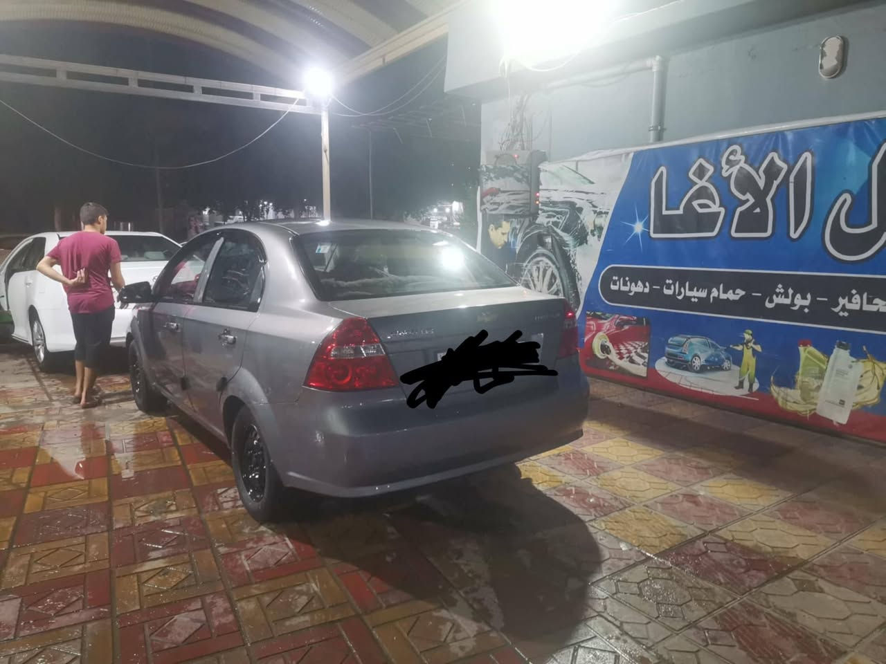 سيارة افيو موديل 2008 بيها طخه بسيطة الباب الي يم السايق والتكمه كير توماتيك وضع شركة 
الكورك ***********
اسيا ***********
السعر 73 وبيها مجال بسيط
