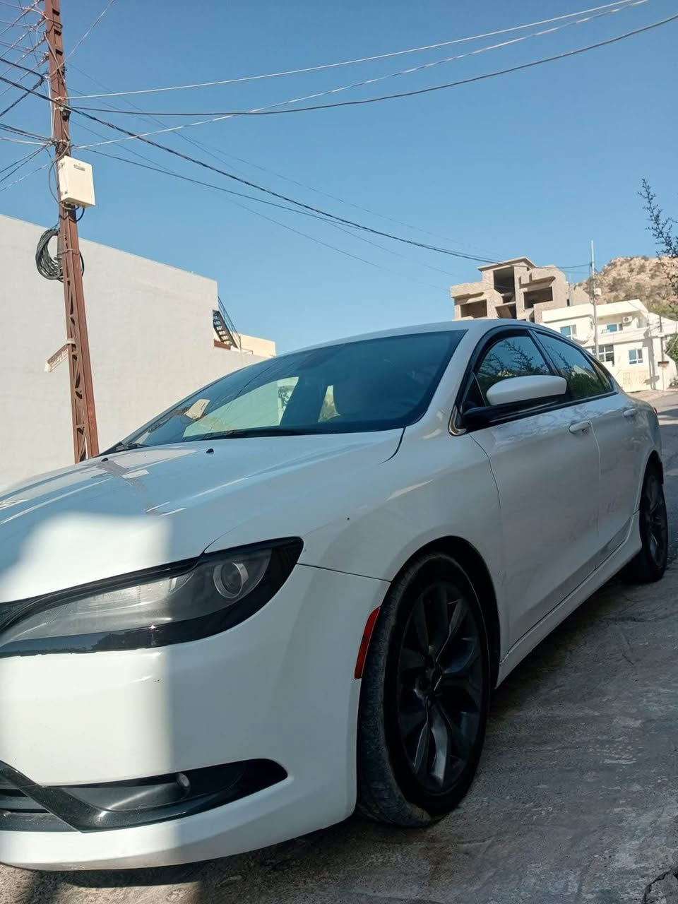 كلايزر 2017 فول مواصفات بدون فتحه كلين باب خلفي تبديل شريكة بيها ثلاث كارتات محرك مامفتوح غرامات 13$ورقة ☎️*********** دهوك, العراق
