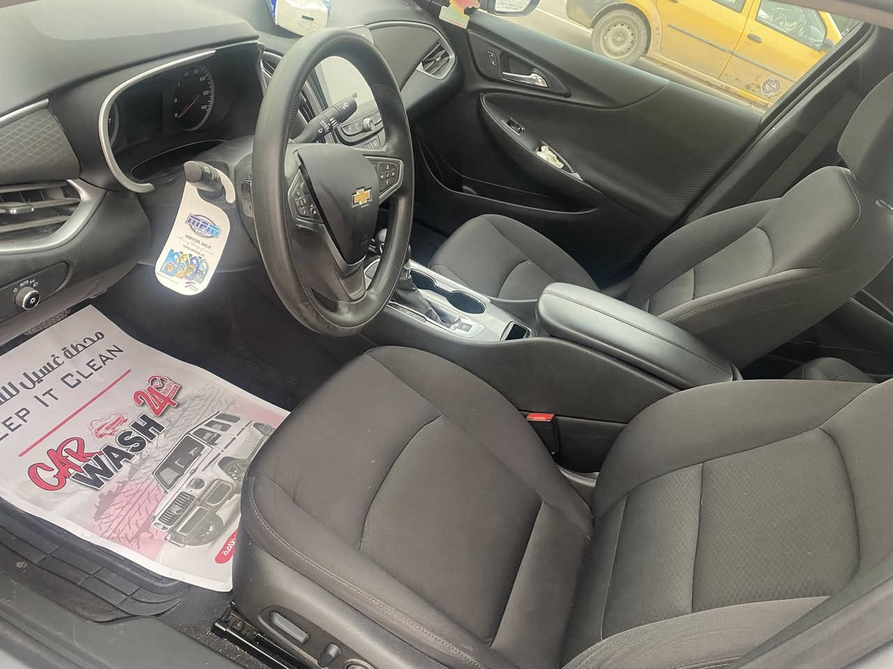 السلام عليكم ورحمة الله وبركاته
للبيع سيارة: شيفرولية ماليبو LT

الموديل: 2023

•الضرر: قبق الصندوق الخلفي  واسفل الدعامية الامامية 

•الرقم: بغداد  (حرة )

•المواصفات :

▪️السيارة: شيفرولية ماليبو لون رصاصي

▪️المحرك: 1.5L توربو (اربعة سلندر)

▪️العداد: 61 ميل حقيقي 

▪️حجم الويل: ويل كب حجم 17 مع طقم تايرات بحالة ممتازة

▪️بصمات عدد 2 للأبواب مع بصمة جنطة وبصمة تشغيل

▪️لايتات اصفر مع كشافات دعامية LED

▪️شاشة الدشبول حجم كبير (ايباد) للتحكم بأيعازات للسيارة

▪️كامرة خلفية دوارة اصل مع الستيرن

▪️كشنات السيارة مخمل اسود 

▪️تدفئة لكشنات المقدمة 

▪️تحكم فول كهرباء لكرسي السائق

▪️قطعتين تبريد امامي وخلفي

▪️ تشغيل عن بعد

▪️سستم صوت 

▪️تحكم ستيرن جهتين بلوتوث وحاكية وكروس سرعة وتحكم صوت وتحديد مسار 

▪️نظام ABS مانع انزلاق

▪️السيارة جديدة 

نكفل السيارة من (الغرق و الشاصي)

السعر : 145 ورقة وبيهة مجال 

 

الاتصال على: ***********
