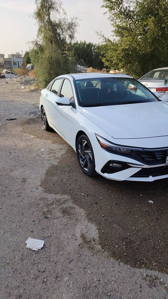 السلام عليكم 🧿 

هونداي النترا 2024 هايبرد (بانزين)

لمتد فول واحد على واحد 1️⃣ 

مواصفات السياره:

دخول ذكي 

فتحه سلايد 

اناره ترحيبيه في قبضات الابواب 

صندوق ذكي 

رادارات 360

نظام محافظه على المسار 

قياده ذاتيه

شحن واير ليست

حساس خلفي

اضائه اماميه 3عدسات 

بك لايت لد 

داخل جلد

وضعيات مقاعد ميموري لمقعد السائق

 تدفئه المقاعد 

اضائه دشبول متغيره 

تبريد شاشه مناخين منفصلين

شاشه متصل كبيره 

شاشه عدادات دجتل 

نضام الصوتي شركه Boss

اوتو هولد 

هاند بريك بصمه 

وضعيات قياده(نورمل سبورت سمارت)
تخم تاير جديد مرقمه جديد رقم بغداد
مكان سيارة بغداد الغزالية 
السياره  صور الحادث مرفقه معه  السعر 175 للاستفسار الاتصال ع *********** بغداد, العراق
