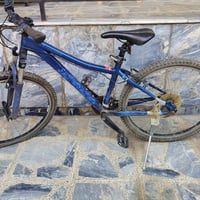 بايسكل • متروك سنة • يحتاج تايرات