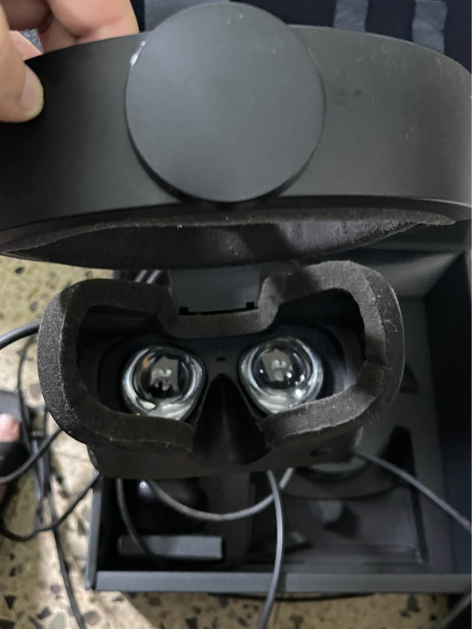 Vr oculus rift s من لينوفو جديده كلش مستعمله قليل سبب البيع عدم الاستخدام كل غراضها وياها الكارتون واليدات وكلشي سعرها ٢٨٠ الف وبي مجال مكاني بغداد اليرموك ما عندي توصيل التواصل على هذا الرقم *********** Colombo, Sri Lanka
