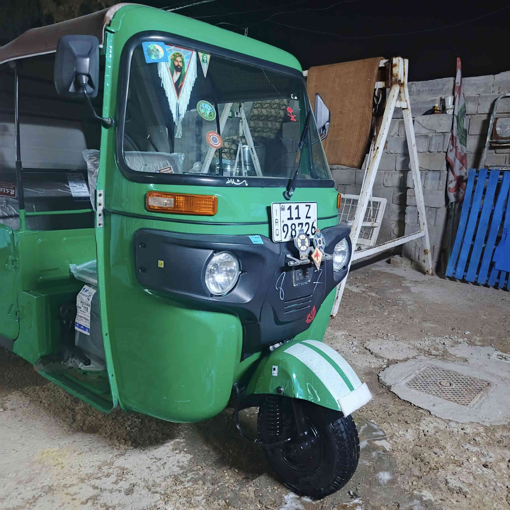 السلام عليكم تكتك للبيع موديل 21 شهر 12 لا ضربه ولا صبغ مكينه بوشه وبستم فقط العنوان بغداد مدينة الصدر رقم الهاتف ***********
