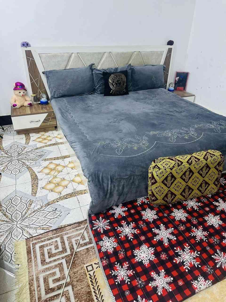 غرفه تركيه 6قطع مستعمله قليل  سعر 400  سبب لبيع اريد اشيل  التواصل وتساب ***********
