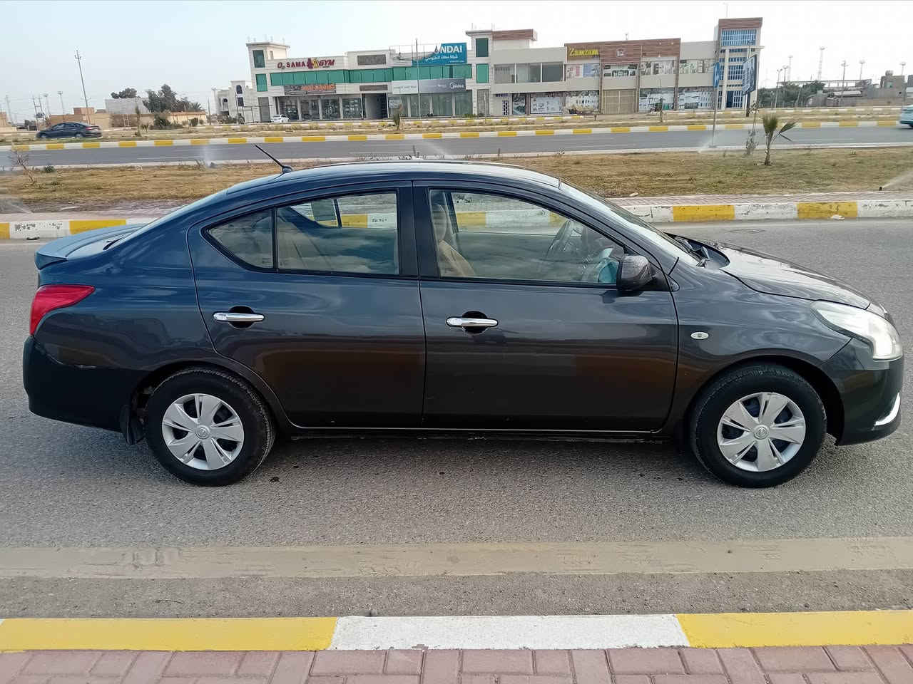 بسم الله يا الله 
نيسان سني للبيع 
موديل 2019
رقم اربيل تحويل مباشر المالك الشرعي عربي سكن الرمادي 
محرك كير كله ع شركه ممفتوح 
تبريد تدفئه شرط 
تخم تاير جديد بطاريه جديده 
سياره بيه جاملغ امامي ونص البنيد صبغ بدون معجون 
بدون ضربه باقي سياره كفاله 
جاهزه من الدعاميه لدعاميه الف متصرف عليه 
المسافه المقطوعه 130الف 
مكان السياره الرمادي 
السعر 97🖐    وبيه مجال 
الشراي يتصل وبلخدمه 
***********
***********
