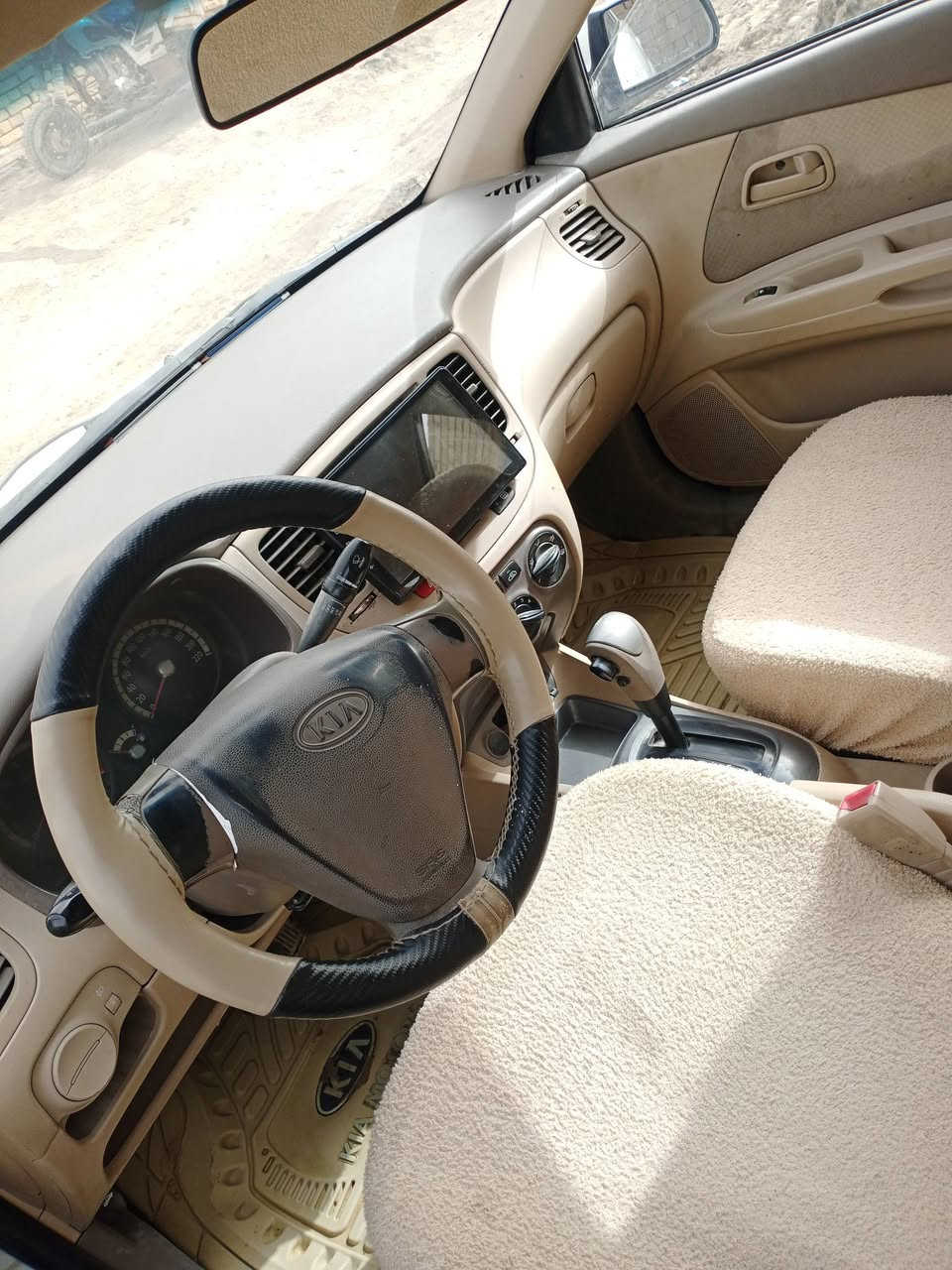 السلام عليكم
كية ريو موديل 2009وارد خليجي محرك 1600جديد كير جديد حدادية خير من اللة تخم تاير رقم نجف انكليزي سنوية ل2030هزة جديدة تحويل وين ماكان السعر 70 مكان السيارة الناصرية الهاتف ***********
