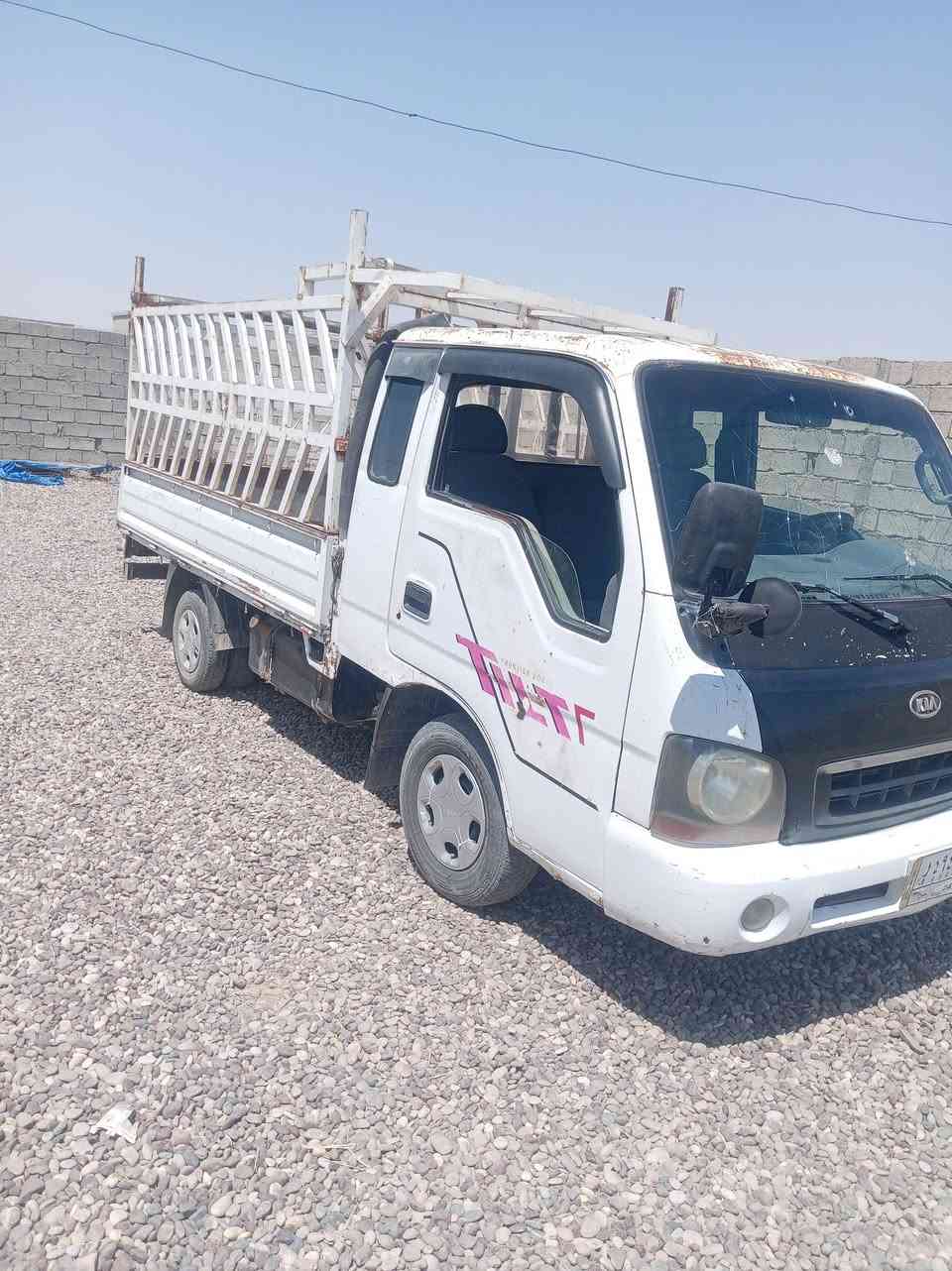 السلام عليكم للبيع كيا مامسجل ام عيون موديل 2002 محرك كير اكسن شرط صدر كهربائياتها جاهزه السعر 29 وبي مجال بصيط الرقم***********
