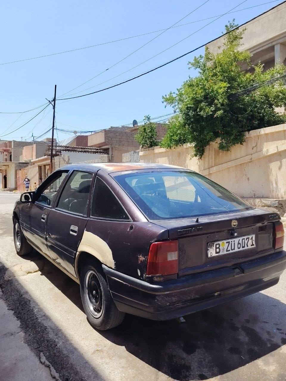 السلام عليكم ورحمة الله وبركاته
🚘اوبل فكتره
👋موديل ١٩٩١
🤚محرك ١٨كير عادي شرط محرك بدايه بخار 
👋رقم نينوى الماني وسنويه لل٣٠
🤚 بيها كابون الكتروني 
👋بلا صبغ دوائر معجون
✋صاحبها الشرعي بلموصل شرط الوكاله والتحويل
✋مكان السياره موصل رجم حديد
#السعر:٣٥وبيها مجال
(مكلف بل نشر) 
للاستفسار***********
