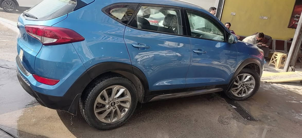 توسان ٢٠١٦ وارد رقم بغداد السعر ١٣٠ الضرر بابين تبديل بالسونار ٤ ابواب..
بغداد المشتل ***********
