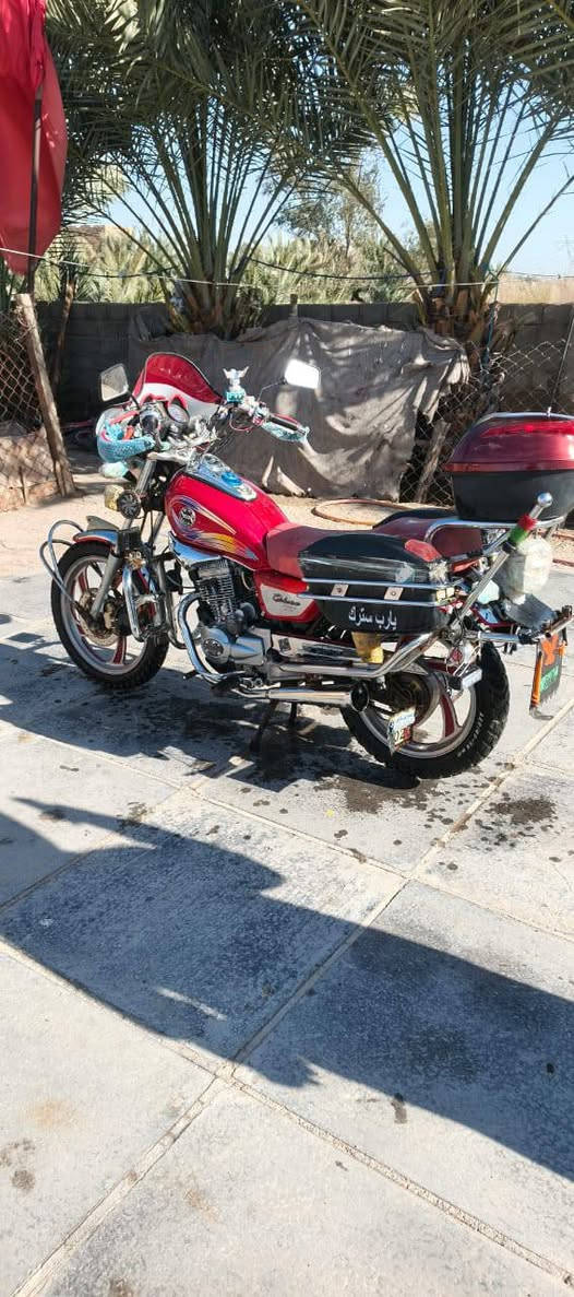 سلام عليكم دراجه تايموته الصلي باب اول فول مواصفات شغاله من الطول لطول الشراي يتصل   شطره ***********
