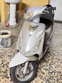 شباب ماكس منغولي دراجه حلوه مرتبه فقط بيه. زنجيل المكينه مامفتوحه عنوا...