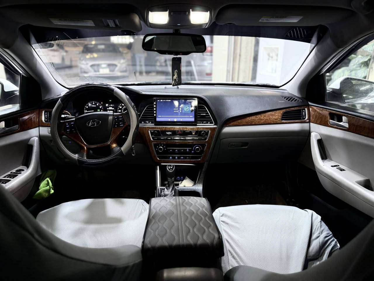 سلام عليكم سوناته وارد أمريكي السياره حلوه ومكفوله من ضربه بيه تكشير شويه رقم بغداد جديد موديل 2016 جاهزه السعر 115للستفسار *********** وبي واتساب واتصال فقط فيس مامتواجد
