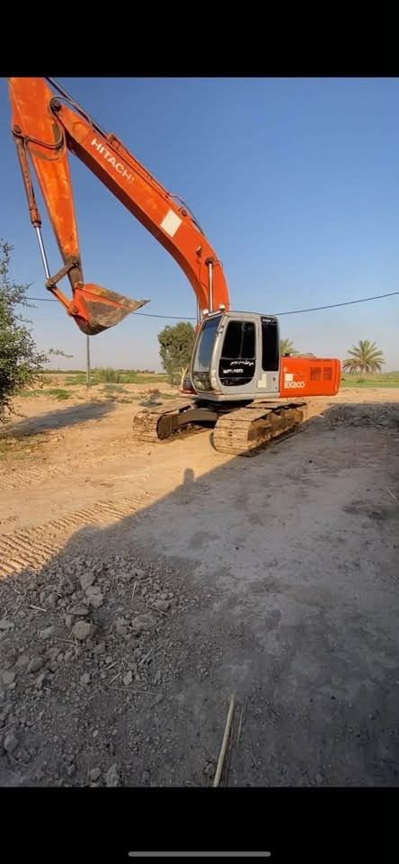 سلام عليكم حفار فايف البيع موديل 96رقم الماني جاهزه العمل ***********تصال
