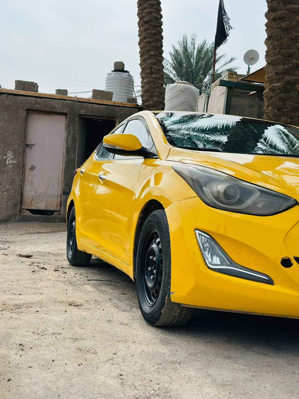 النترا البيع خليجي موديل 2015 سياره ضربته جاملغ الخلفي ومبدله بابين السعر 95 وبيه مجال المكان كربلاء الابراهيميه الشراي يتصل ***********
