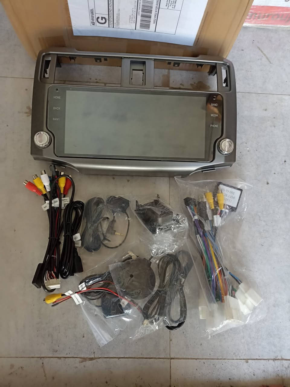 شاشه فورنر نظام اندرويد شكل بلاد
من 2014 لي2019
ذاكره 256 رام 8 معالج ثماني النواة 

يوتيوب بلوثوت واي فاي كوكل خرائط انترنت 

كار بلي اندوريد اوتو 

4G سيم كارت 
فإن تبريد 

ملحقات كامله وياها فيش وكنباس على بلاد 
اعلى. سعر ابيع 
 
***********
