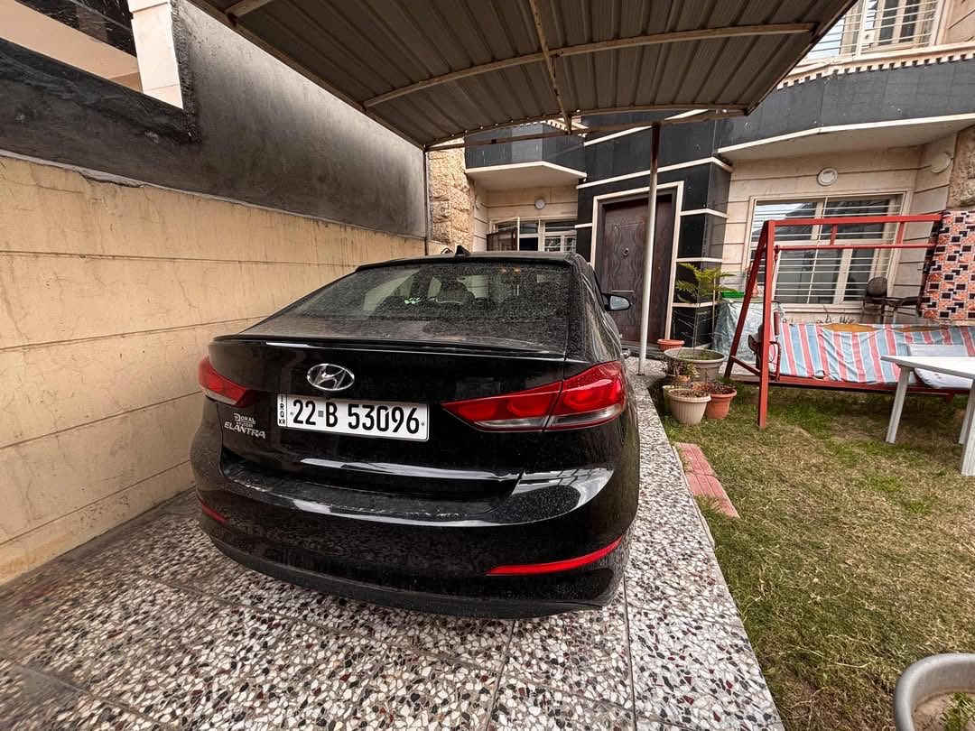 السلام عليكم النترا 2018 وارد امريكي رقم اربيل الجديد
ماشية تقريبا 144 ميل 

ضربتها صفحة سايق و بنيد من امريكا 

و هنا بالعراق  بجم عكس السايق

شاصي سحب   

كير محرك كفالة عامة 

تحكمات ستيرن صفحتين 

اشارة بالمري 

تايرات جديدة ((اثنين)) 

راديتر جديد

تدفئة + تبريد 

لايت ابيض ليد مو زنون بعده بالضمان مالته 

 كاميرا خلفية 

ابل كار بلي + سامسونغ 

كشنات قماش مو جلد 

مكان السيارة : بغداد - العامرية 

السعر المطلوب 108$ و بي مجال للناس الطيبة 

***********
