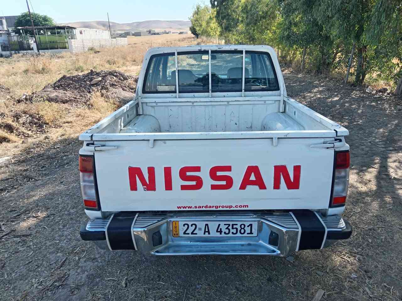 نشان هیچ پیوە نیە گێڕو مکینە بە شرتە بێ لیداروی مۆدیل  2006 هیچی پیوە نیە سعر 100 ورقە کارتی بزینی هە یە شوین چم چە ماڵ ژم  ***********   *********** مۆدیل 2006
