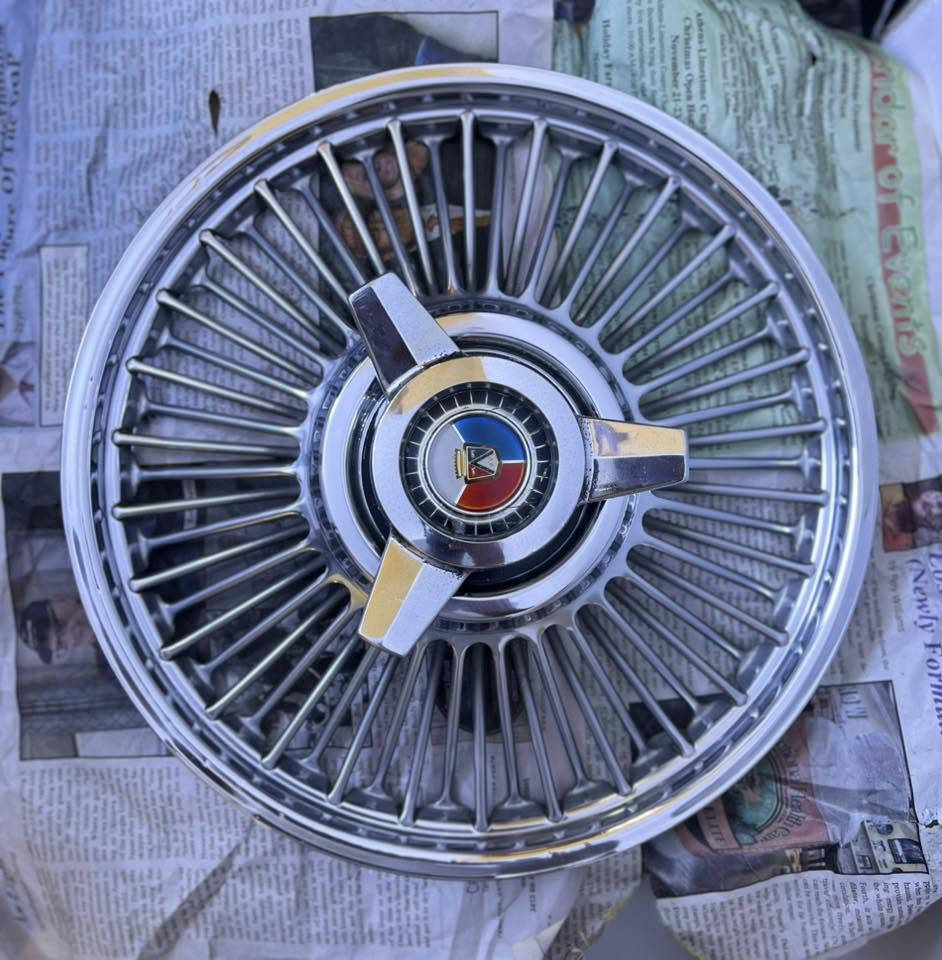 السلام عليكم 
تخم كبات كلكسي للبيع  لاسيم ولا عواج نظافتهن كدام عينك 
سعرهن ٧٥٠ وبيهن مجال قليل جدا فدوه شباب الي يشوفهن هوايه اكو حتى ب٤٠٠ كلشي بسعره 
مكاني بابل 
للاستفسار متواجد خاص


**إذا كنت صاحب هذا الإعلان وتريد حذفه لأي سبب، رجاءا أرسل رسالة إلى الدعم الفني**