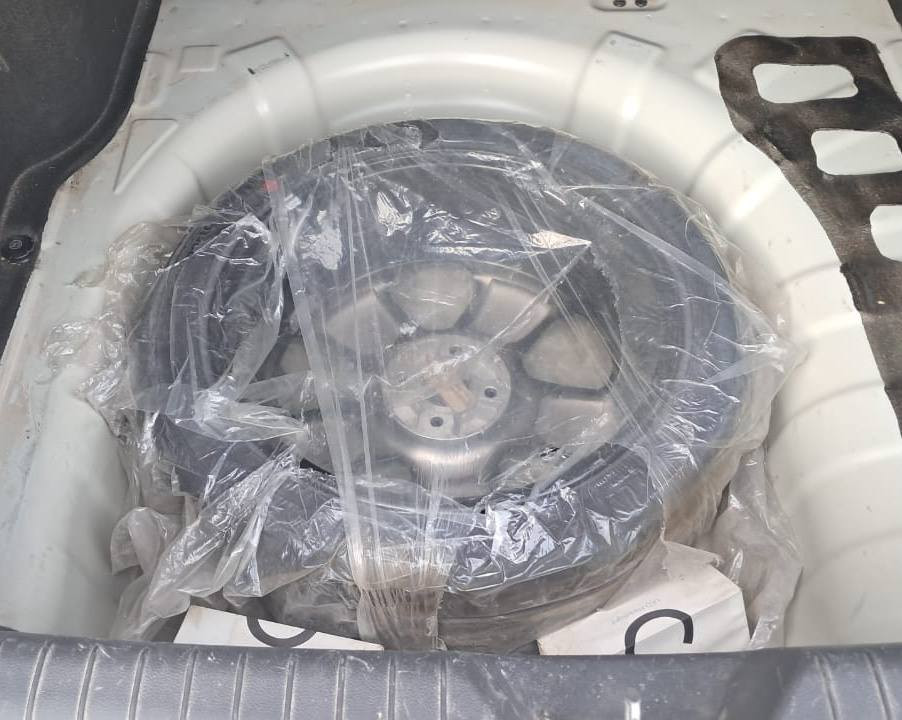 کییا ڕیو 2013 گێر ئۆتۆماتیک 
تەنها 102 هەزار کم ڕۆشتووە
گێڕ  مەکینە  تەبریت بەشەرت
سپێر دانەگیراوە
چوار جام کارەبا  ئاوێنە شەفت
سندوق کۆنترۆڵ ناو زەرد
دوو نیوە پارچەی بۆیاخە 

سعر : لە کۆمێنت داوای بکە ڕاستەوخۆ بۆت دێت 🤖 

 سوکان ڤۆلوێم چوار تایە تازە
هیچ مەسرەفێکی تێدا نییە 

ژمارەی خاوەنەکەی 
***********
***********
