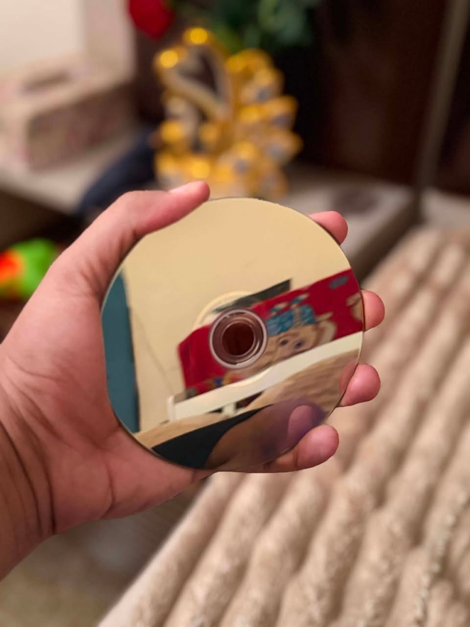 🎮 سلام عليكم

بلايستيشن 5 نظيف جداً استخدام مرتب، للبيع مع كامل الملحقات.

✅ يجي ويا:

* جوستك أصلي مال الجهاز
* جوستك ثاني أصلي مشتري بـ90 (مو تجاري)
* الكيبلات الأصلية كاملة
* ألعاب: PES 2021 و Rainbow Six

💰 السعر:

* الجهاز كامل ويا كلشي: 750 قفل
* فقط الجهاز ويا جوستك واحد: 650 قفل

📍 المكان: الدورة
✅ تكدر تجي للبيت، تفحص الجهاز وتجربه وتشوف نظافته بنفسك.

📞 للتواصل: ***********
