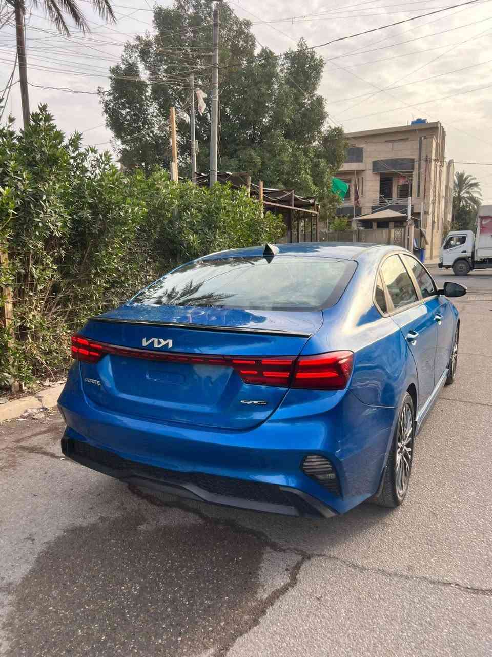 بسعر 138.  هاتف ***********
سلام عليكم فورتي مديل 24 جيتي لاين دخول جديد منفيس ابسمي مواصفات مكينه 2000 دووش فتحه بصمه ترحيب ابوب تشغيل عن بعد اشاير بل مري لدات أمامي خلفي فول رادارات ثلاث وضعيات قياده ويل كروم17 وبقيه المواصفات المتعارفه ماشيه 12 mi السياره حيل جديده وترايها على وضع الشركه بيه صبغ ثلاث قطّع بدون دواخل وصورها مرفقه
