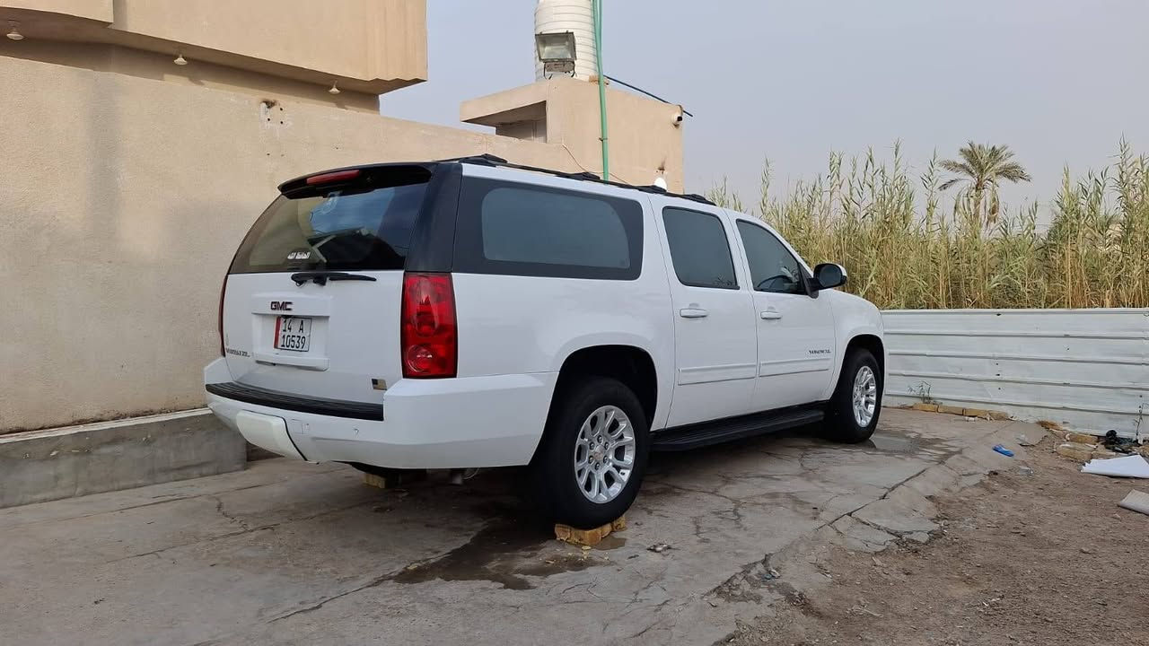 السلام عليكم جمسي للبيع 12 رقم بصره اجره  بسمي السياره خليجي  كفاله ما عدا المدكر الامامي مصبوغ والباقي كفاله كير مكينه اكسل كفاله السياره جاهزه من الدعاميه للدعاميه مكاني بصره رقم الهاتف ***********
