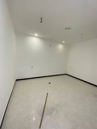 80 متر للايجار السيديه الضباط مربع كامل ساجد   طابقين مدخلين   ثلاث غر...