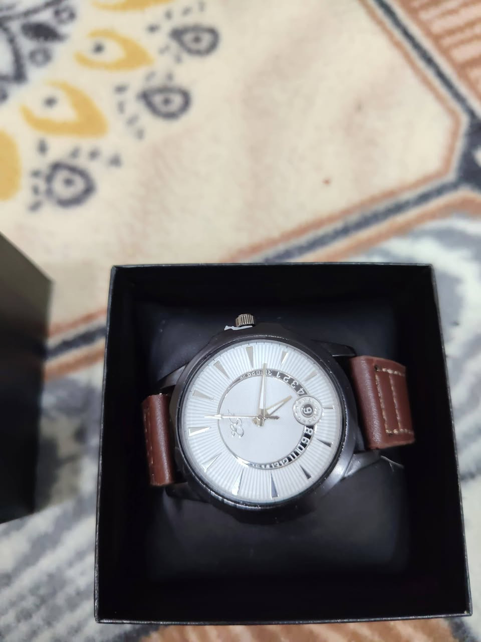 ١٢ قطعه ساعات وزن خفيف
مختمات من الخلف 
مع العلب
السعر ٧٥ مع توصيل
واذا مفرد سعر القطعه ٦


**إذا كنت صاحب هذا الإعلان وتريد حذفه لأي سبب، رجاءا أرسل رسالة إلى الدعم الفني**