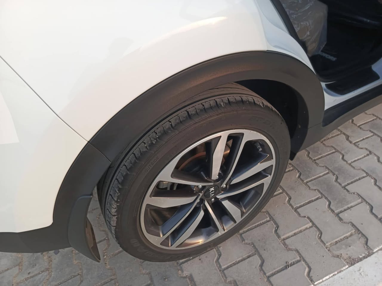 سلام عليكم سبورتج  للبيع موديل 2020 خليجي كفاله عامه رقم بغداد دولي محرك 2000 ماشيه ،58 سياره على وضع شركه العنوان كوت مركز مدينه  ***********اثير ***********
