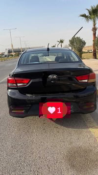 للبيع كيه ريو 2018 ماشيه 136 الف  ضربتها خلفيه  07813684116