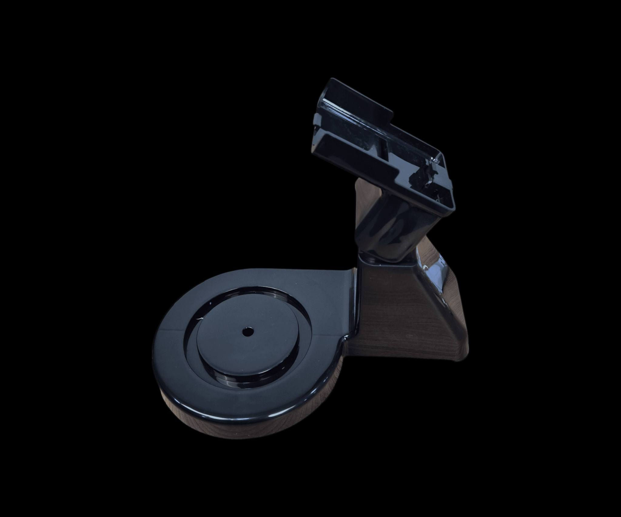 خلاط و عجانة من راف.. ماركة عالمية 
والتوصيل مجاني لكافة المحافظات.. 

الاستخدامات:

خفق البيض والكريمة والعصائر.

عجن العجائن الخفيفة مثل عجينة الكيك أو البيتزا.

تحضير الحلويات والمخبوزات المنزلية بسهولة.

مثالي للاستخدام اليومي في المطبخ بفضل تصميمه الثابت.

المميزات:

قوة عالية: محرك بقدرة 270 واط لخلط سريع وفعّال.

تحكم دقيق: 7 سرعات مختلفة تناسب كافة أنواع التحضير.

تصميم عملي: يحتوي على وعاء ستانلس ستيل بسعة 2 لتر مقاوم للصدأ.

خلاط يدوي ثابت: يمكن فصله واستخدامه بشكل يدوي حسب الحاجة.

رؤوس متعددة: مزود بـ 2 خفاقات + 2 خطافات للعجن.

زر إخراج سهل: لإزالة الملحقات بسرعة وأمان.

تشغيل آمن: مفتاح تشغيلإيقاف لتحكم كامل.

سهولة التنظيف: جميع القطع قابلة للفصل والتنظيف اليدوي.

محتويات الصندوق:

خلاط يدوي RAF R.6637W.

قاعدة تثبيت للخلاط.

وعاء ستانلس ستيل بسعة 2.0 لتر.

2 خفاقات (Beaters).

2 خطافات للعجن (Dough hooks).

دليل الاستخدام بعدة لغات.

ملاحظات:

الطاقة: 270 واط.

الجهد الكهربائي: 220-240 فولت ~ 5060 هرتز.

أبعاد الغلاف: 28 × 18 × 18 سم.

طول السلك: 90 سم.

متوفر بعدة ألوان مثل الأحمر والبرتقالي.
مناسب للمطابخ الصغيرة بفضل حجمه العملي.

وبسعر مناسب فقط 25 ألف والتوصيل مجاني


**إذا كنت صاحب هذا الإعلان وتريد حذفه لأي سبب، رجاءا أرسل رسالة إلى الدعم الفني**