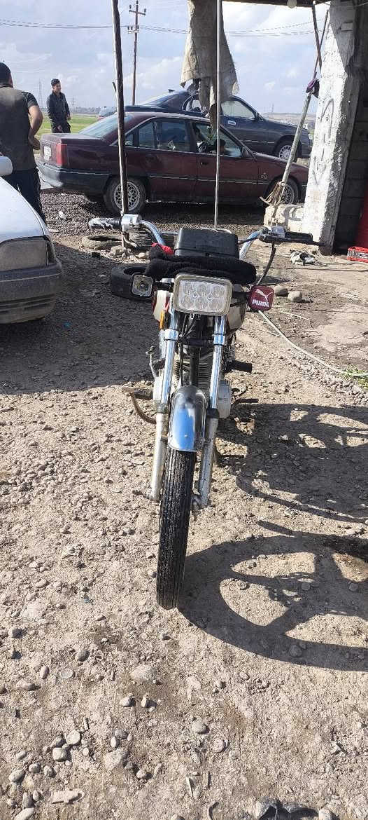 موطور نامه بروه للبيع 2020 محرك نضيف مال جناي السعر 250 وبيه مجال شي قليل ناحيه القياره 
***********
