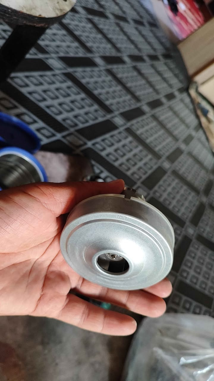 ماطورات مكانس شحن للبيع عدد 3قطع مع بطاريه فحم  للي يفيده ينطي بيهم سعر وبالعافيه عليه بغداد, العراق


**إذا كنت صاحب هذا الإعلان وتريد حذفه لأي سبب، رجاءا أرسل رسالة إلى الدعم الفني**