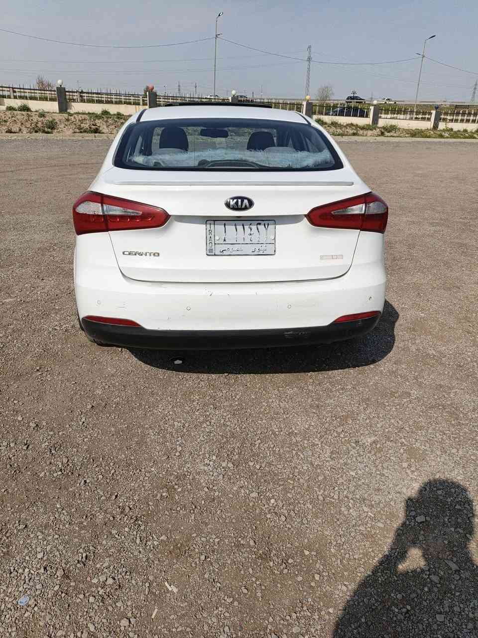 السلام عليكم كيا سيراتو موديل 2014 رقم نينوى شرط التحويل الضرر بوند بدون دواخل وبيها  صبغ براس الجامغ محرك 18 ما مفتوح السعر 118ترهم مراوس حسب القناعه ***********

