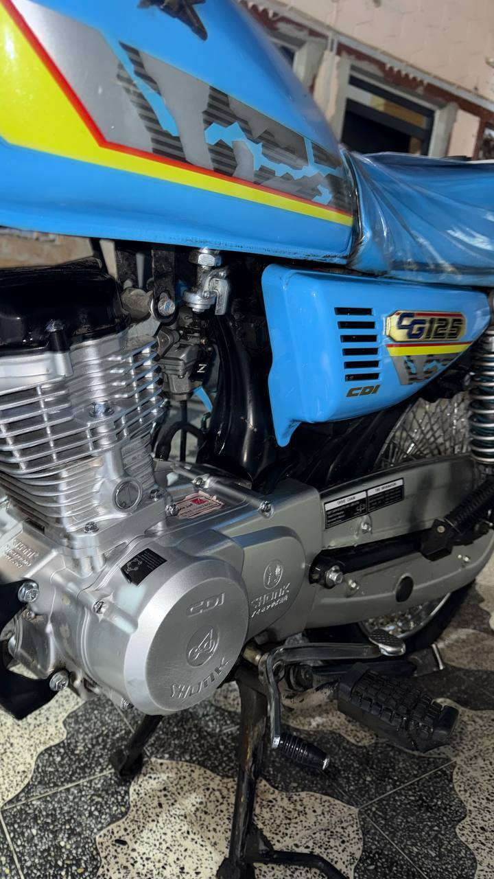 متاح 
مكلف بالنشر 
موديل 2025
صور كدام العين👇
سعر 650
***********
