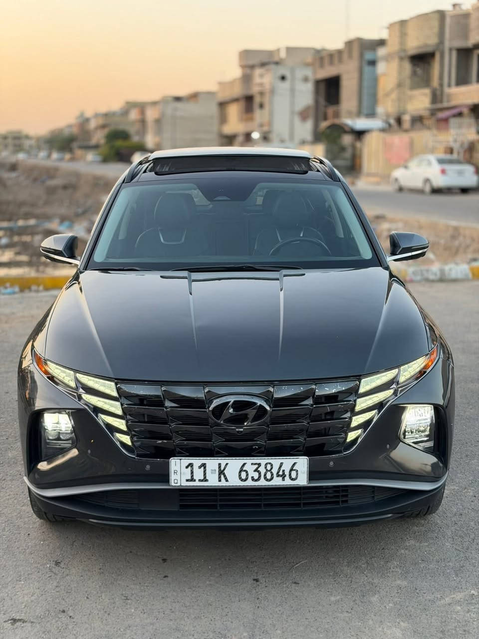 سلام عليكم
توسان 2024 للبيع فقط ماشيه 16 الف كيلو فقط 

 اعلى مواصفات بل توسان 1/1 

بانوراما 

4 كامرات 360 

كشنات جلد + كهرباء 

تدفئه تبريد كشنات 

اشاير بل مري +كامرات بل مري 

صندوك كهرباء 

شاشه جبيره 

خزن وضعيات مقعد 

رادارات + حساسات امامي خلفي

 

صور الحادث بل منشور فقط قطعه وحده يعني بنيد تبدل ونصبغ

 شواصي مسحوبه فقط بدون صبغ ! 

صور الحادث والسونار موجوده بل منشور 

سعره 188 وبيه مجال  مرقم بغداد بأسمي 

مكاني بغداد الجديده ***********
