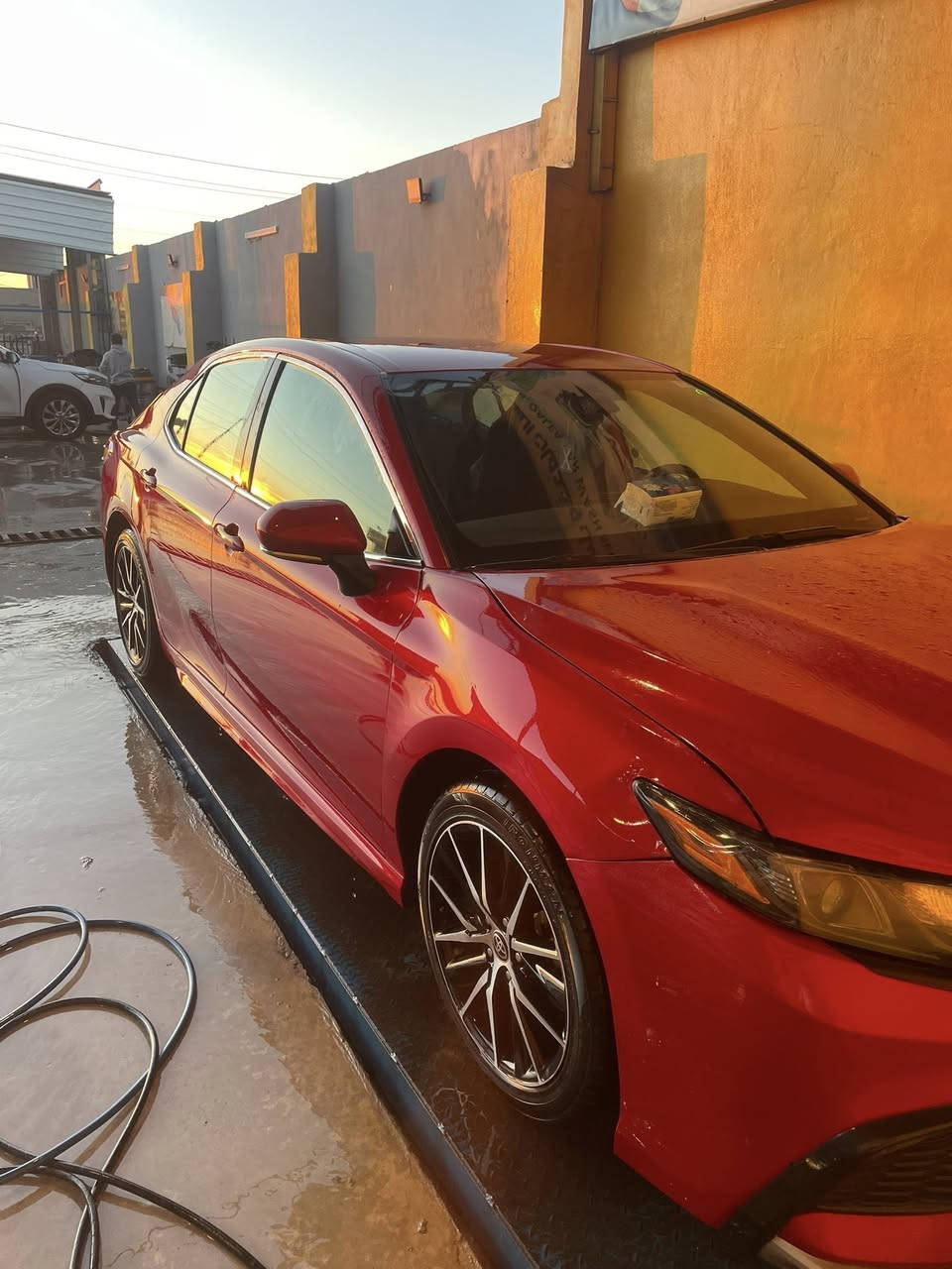 السلام عليكم 
للبيع او المراوس حسب القناعة 
كامري موديل 2024 
مواصفات se 
دخول جديد وتسجيل جديد على كتاب الشهداء 
الضرر راس الچاملغ اليمين واليسار معدلات بارد بدون صبغ وتبديل بنيد وبيها دواخل معدل بارد بدون صبغ ولا معجون.صور الضرر موجوده بالمنشور 
 السيارة جاهزه وجديده 
السعر 190 وبيها مجال شي بسيط 
***********
***********
