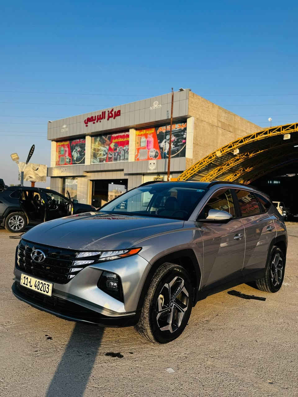 توسان 2022 وارد امريكي
ضررها شبر بنيد بعده مامصلح
مواصفات سياره لمتد 1/1  فول مواصفات رقمها بغداد مشروع وطني سعرها 185 سياره بأسمي متواجد عل رقم ***********
