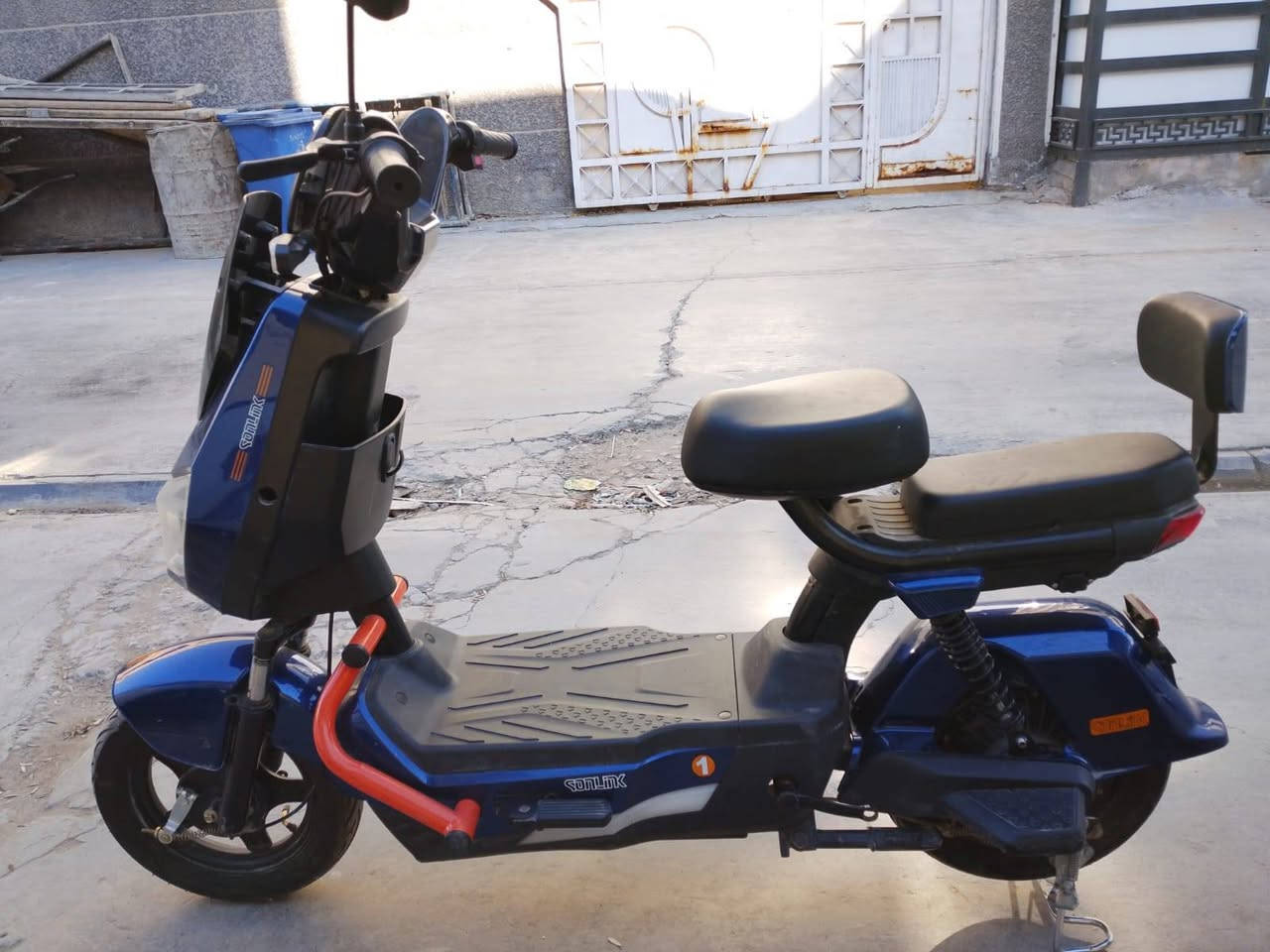 دراجه شحن للبيع
4 بطاريات 
تمشي 50
موديلا 2023
سعر 300 وبيه مجال 
العنوان بغداد شعب 
تواصل  بس واتساب 
***********
