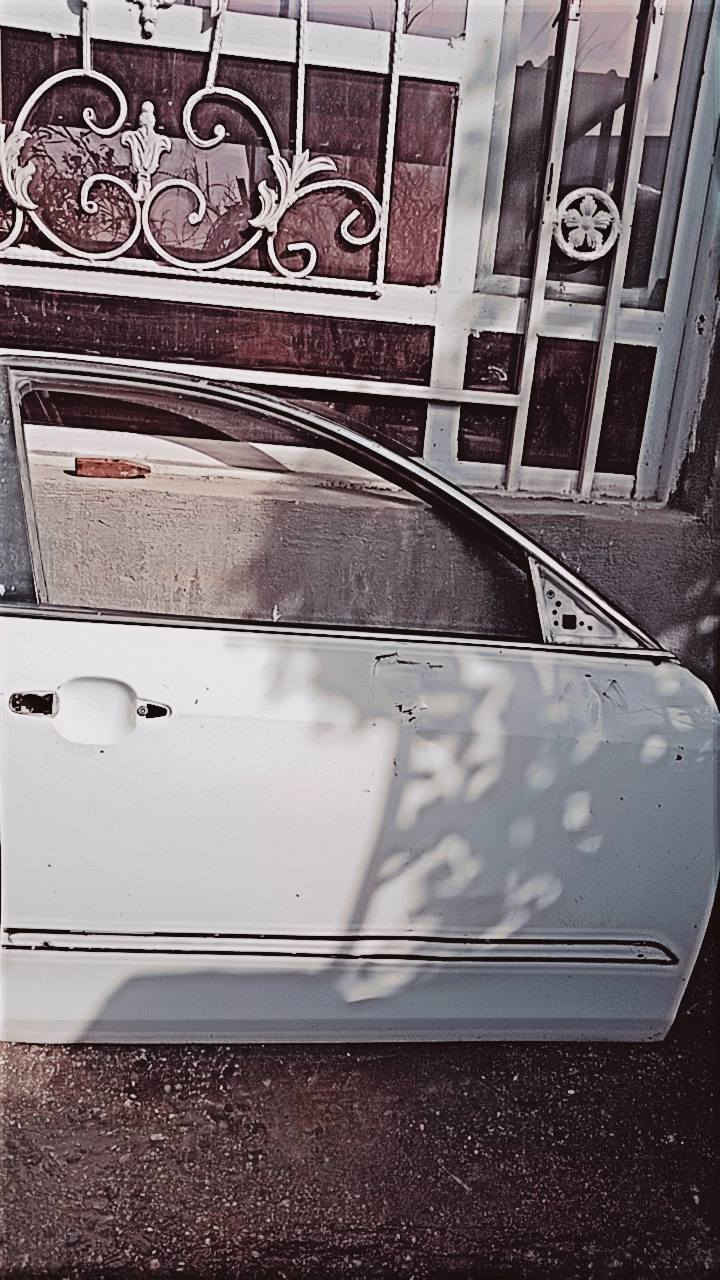 السلام عليكم يوجد لدينا غراض كامري للبيع *********** العنوان بغداد الراشديه
