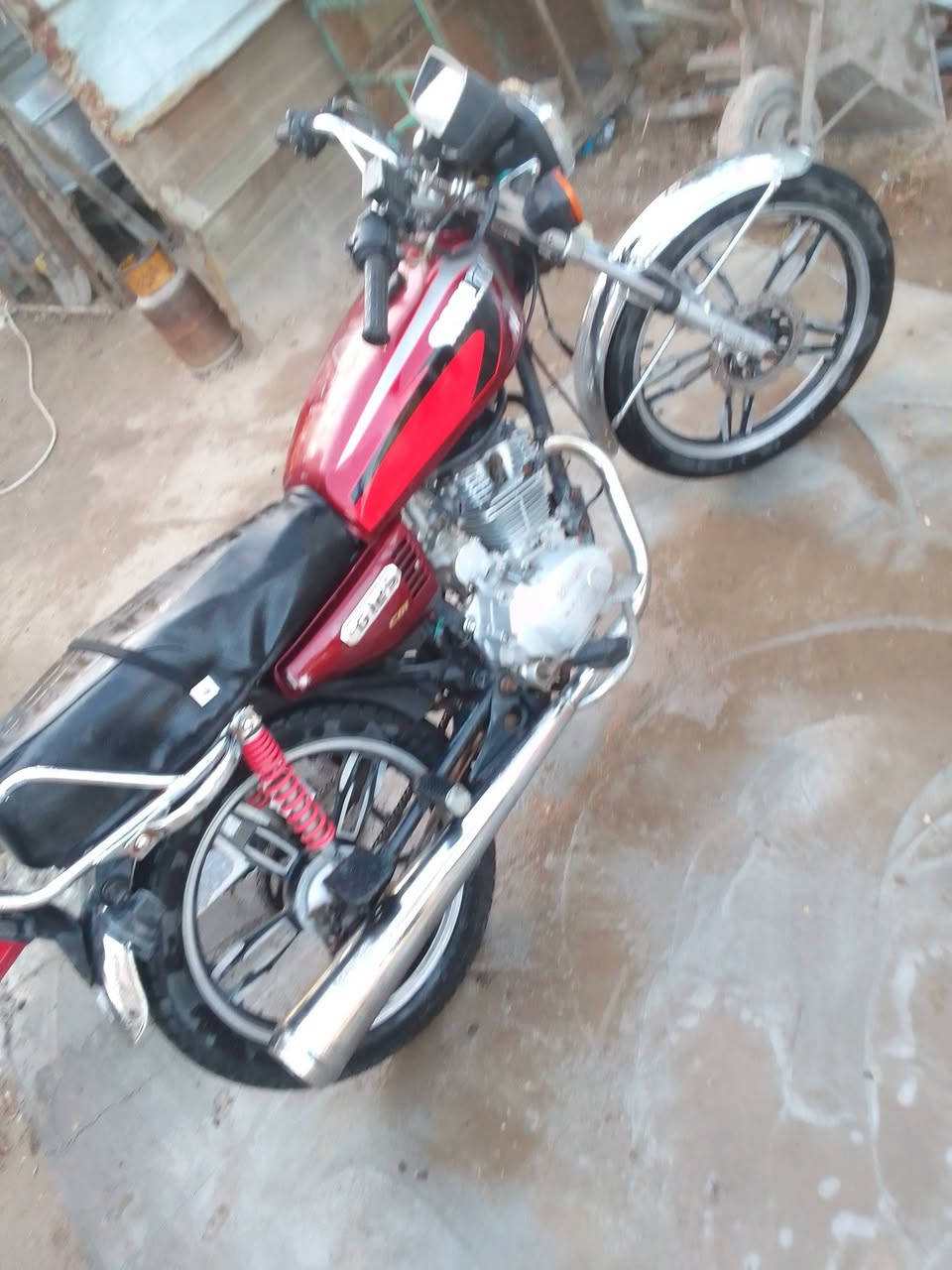 سلام عليكم سيفان موديل 21 أوراق اصولي دراجه كامله من كلشي نكره سلف مكاني طويريج اي  ستفسار اتصل ***********
