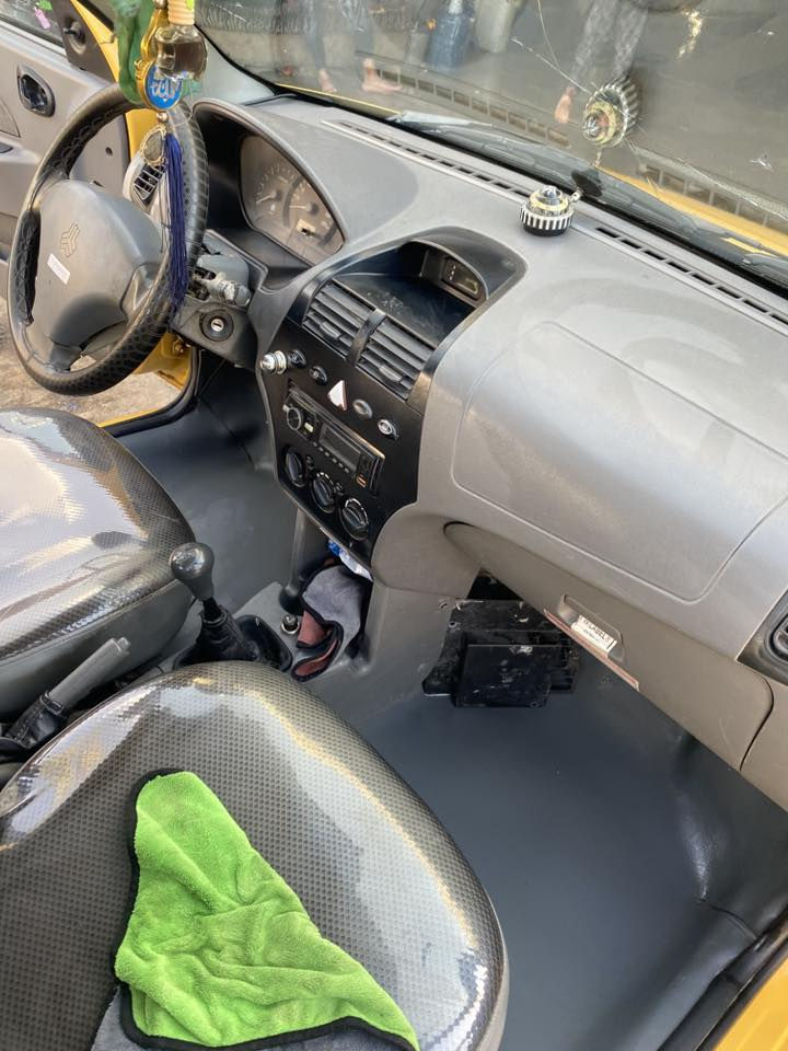 طيبه موديل ١٥ سياره جاهزه من كلشي باسمي غرامت مصفره بيه طخه بجاملخ الوره شبر عنواني كربلاء سعره ٤٠ وبيه مجال رقم تلفون***********
